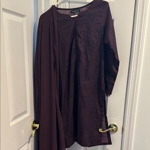 Beautiful 3 piece designer Pakistani lawn outfit